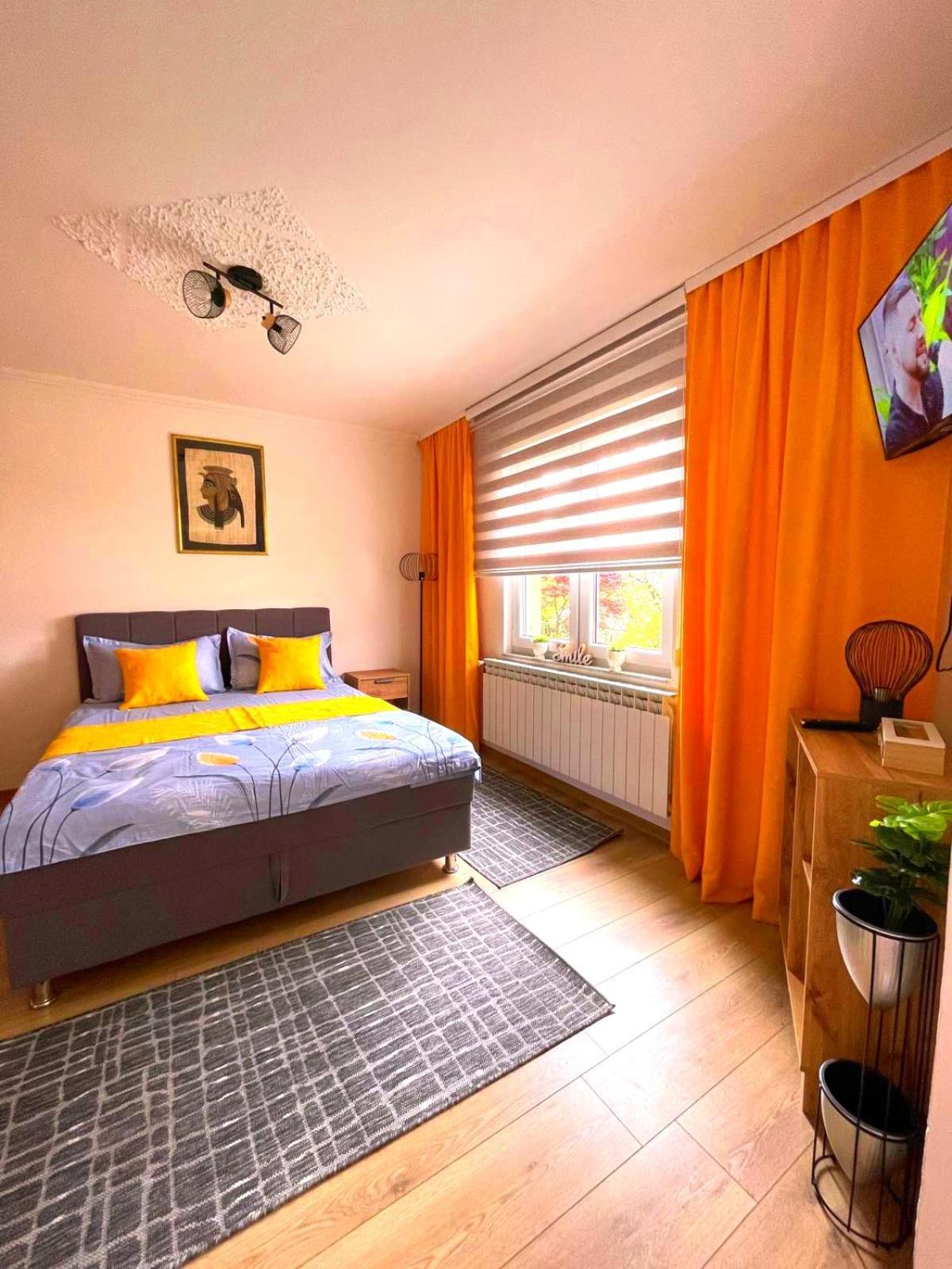 Garden Free Parking Apartment Сараево Екстериор снимка